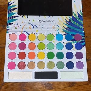 New BH cosmetics take me back to Brazil palette